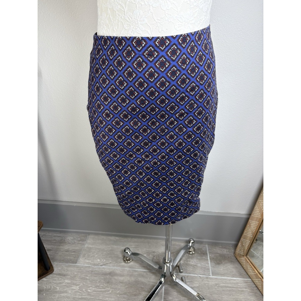Express Women's Size 4 - Blue Diamond Lined Pencil Skirt